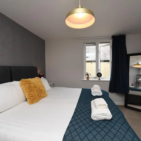 شقة Self Catering - Regent's Court Indigo