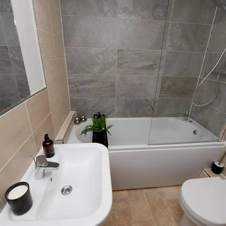 Self Catering - Regent's Court Indigo شقة