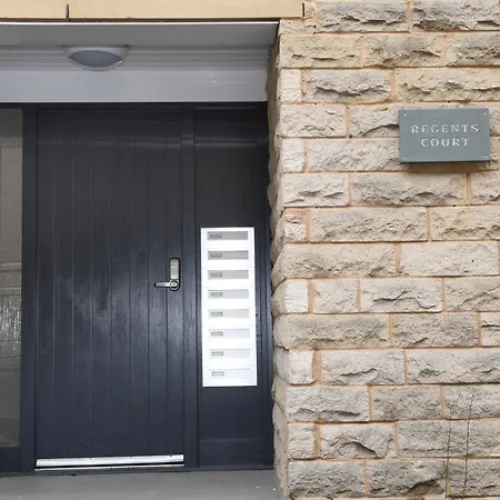 Self Catering - Regent's Court Indigo شقة